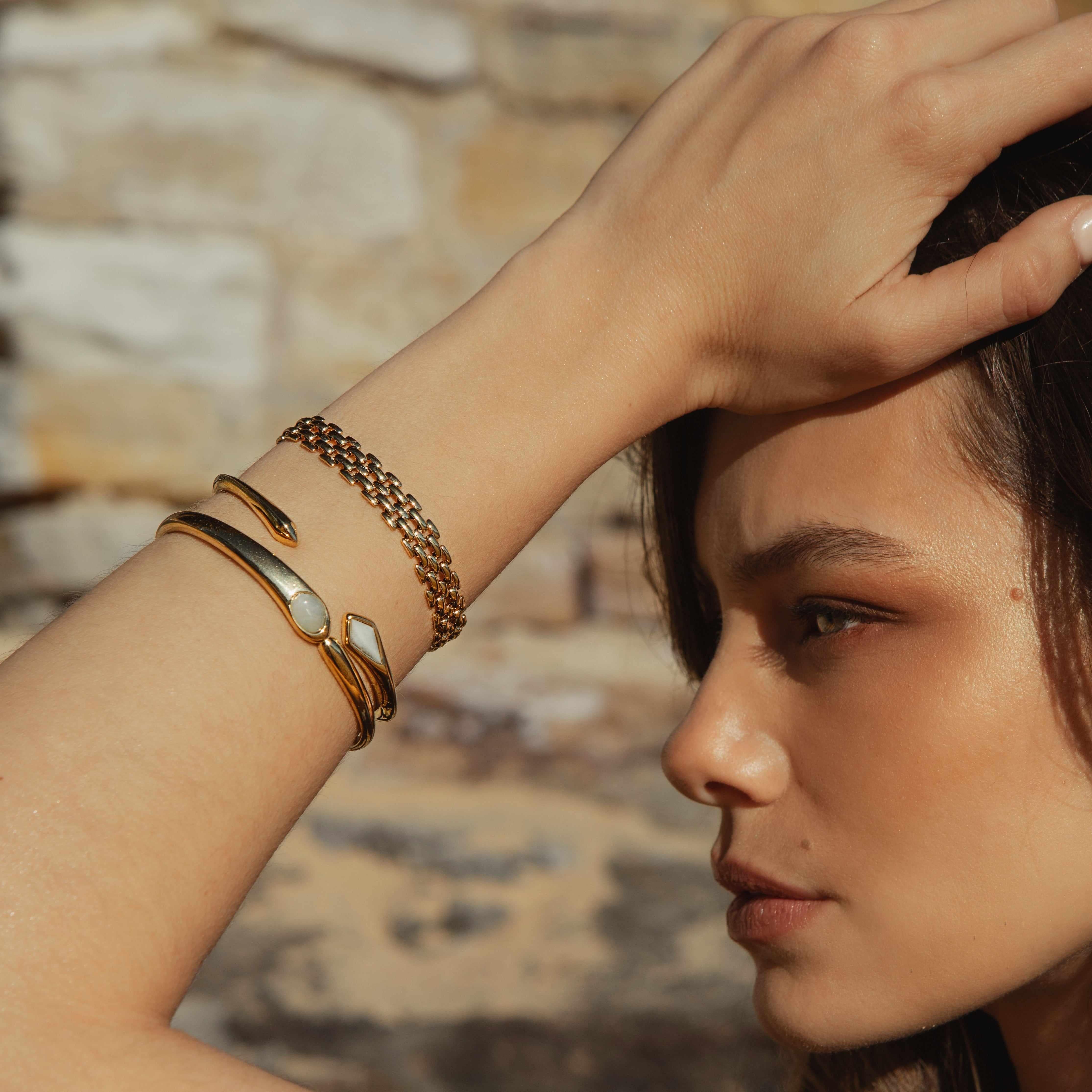 Capri gold bracelet - Image 2